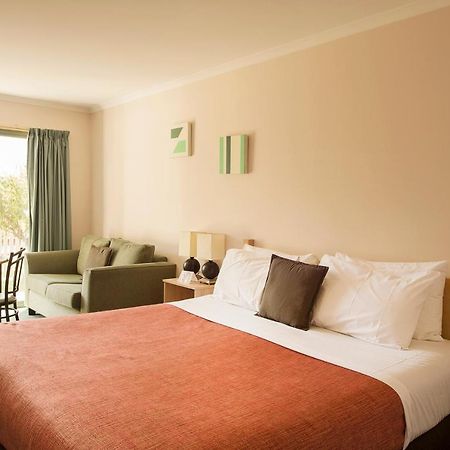 Rose Garden Motel Джелонг Екстер'єр фото