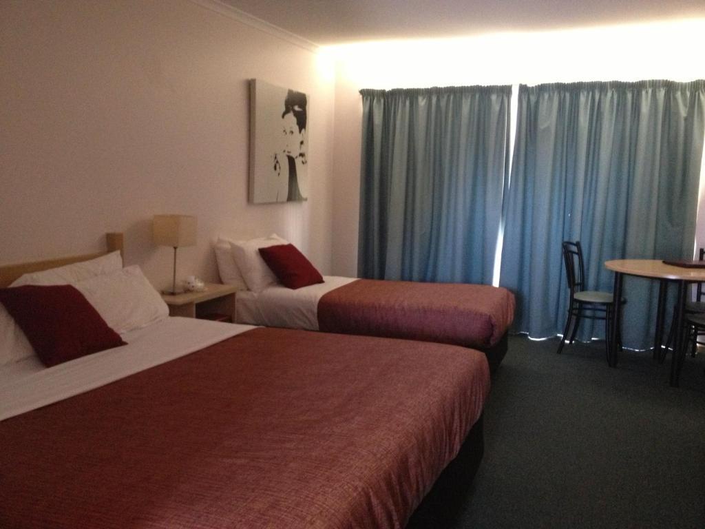 Rose Garden Motel Джелонг Номер фото