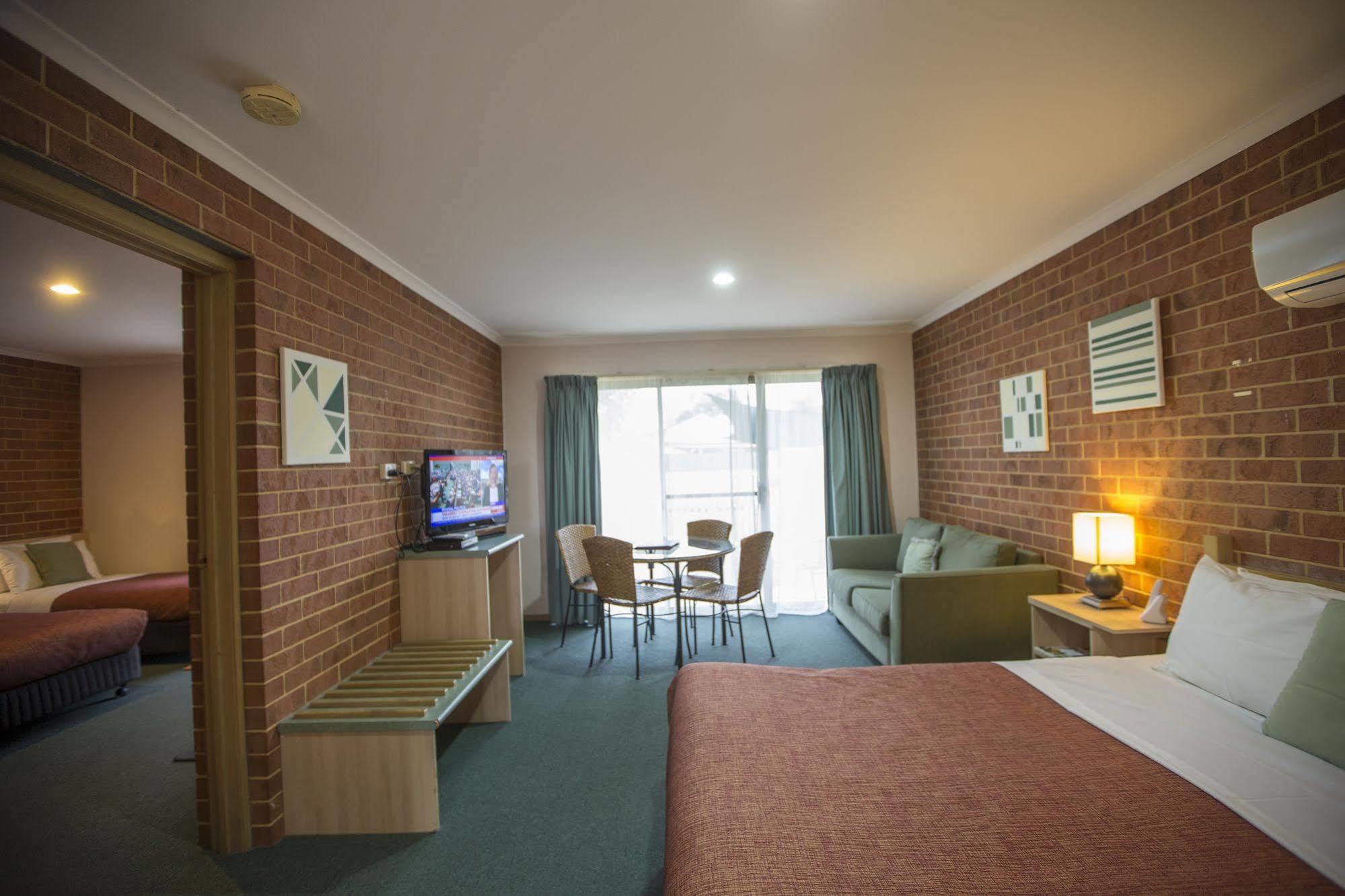 Rose Garden Motel Джелонг Екстер'єр фото